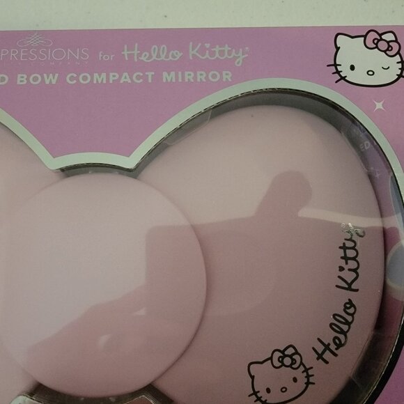 Hello Kitty Impressions Vanity LED Bow Compact Mirror - New - Picture 2 of 4